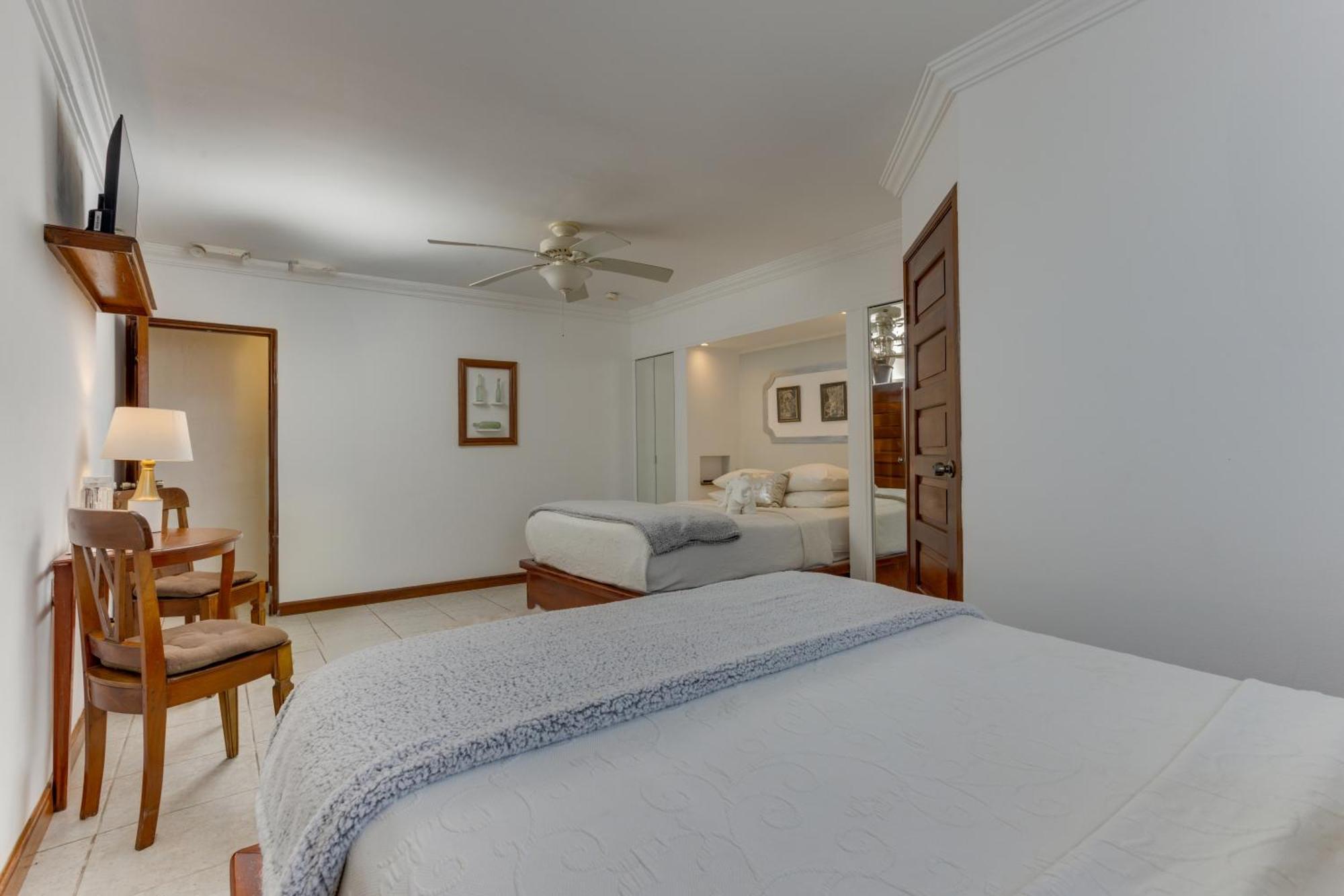 Villa Boscardi Belize City Eksteriør bilde
