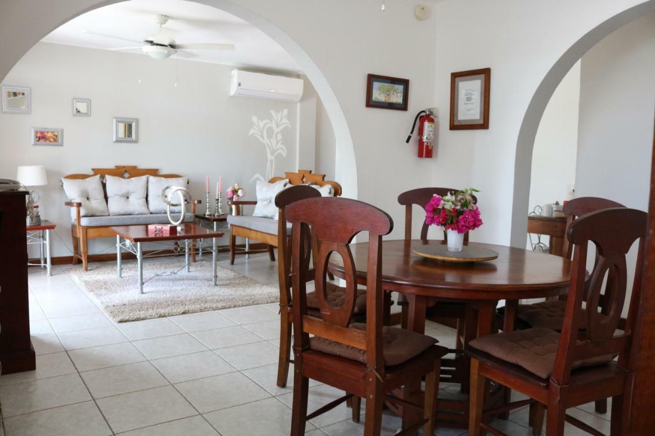 Villa Boscardi Belize City Eksteriør bilde